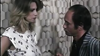 18-letnia Tiffany ma odpowiedź na jej nienasycone zainteresowanie pornografią. wideo (Tiffany Wells) - 2022-04-20 02:32:53